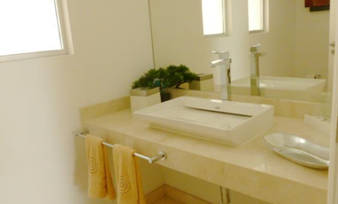 CASA EN VENTA EN BOSQUES DE LAS LOMAS