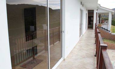 Vendo finca en  La Mesa