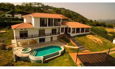 Vendo finca en  La Mesa