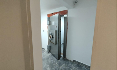 LOCAL COMERCIAL EN GUSTAVO BAZ