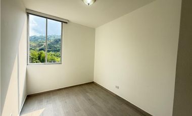 ARRIENDO APARTAMENTO EN LA VEGA