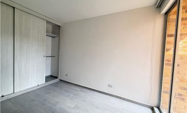 ARRIENDO APARTAMENTO EN LA VEGA