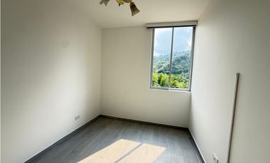 ARRIENDO APARTAMENTO EN LA VEGA