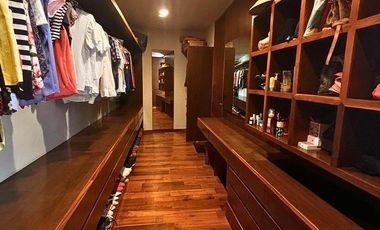 Residencia en Venta en Puerta de las Lomas Zapopan Jalisco