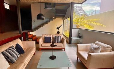 Residencia en Venta en Puerta de las Lomas Zapopan Jalisco