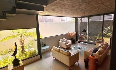 Residencia en Venta en Puerta de las Lomas Zapopan Jalisco