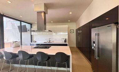 Residencia en Venta en Puerta de las Lomas Zapopan Jalisco