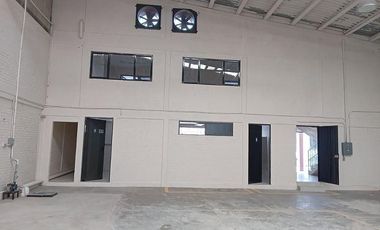 Nave - Av Once - Iztapalapa - 1,975 m2