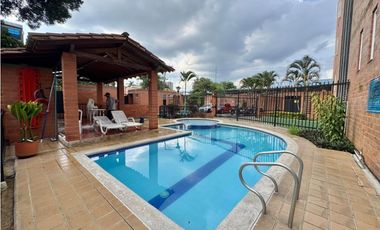 VENTA DE APARTAMENTO EN PRIMERO DE MAYO CON PARQUEADERO WV9890334