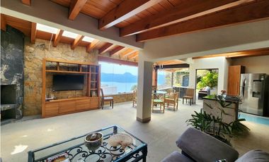 Casa en Renta en El Santuario