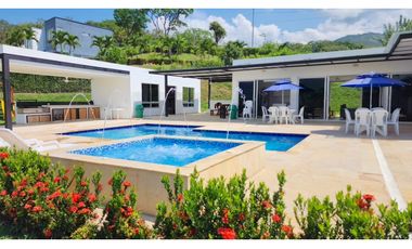 Venta casa campestre Sopetrán con piscina, para descanso o renta corta