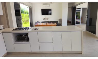 Venta casa campestre Sopetrán con piscina, para descanso o renta corta