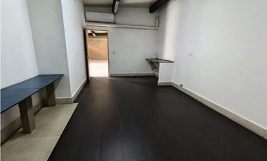 SE ARRIENDA O SE VENDE BODEGA EN ITAGUI