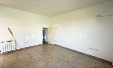 Casa en alquiler de 2 dormitorios en Casas de Santa Maria, Villa Nueva