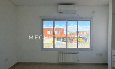 Casa en alquiler de 2 dormitorios en Casas de Santa Maria, Villa Nueva