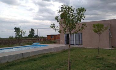 Casa Quinta 3 ambientes con pileta