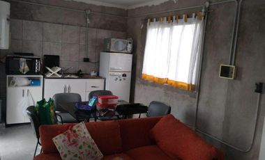 Casa Quinta 3 ambientes con pileta