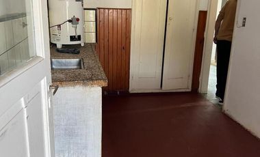 Casa en La Falda - Alquiler a 4 cuadras de la Av Eden - 2 Hab.