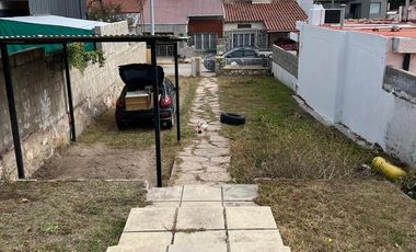 Casa en La Falda - Alquiler a 4 cuadras de la Av Eden - 2 Hab.