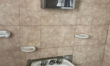 Casa en La Falda - Alquiler a 4 cuadras de la Av Eden - 2 Hab.