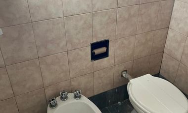 Casa en La Falda - Alquiler a 4 cuadras de la Av Eden - 2 Hab.