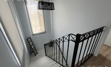 Venta Casa 5 ambientes con piscina en Haras del Sur II