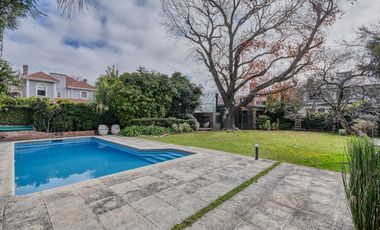 Casa en alquiler con jardin en Olivos, Vicente Lopez