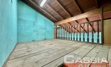 CHALET CON MAS DE 5 DORMITORIOS, QUINCHO, PARQUE, GARAGE, TRES BAÑOS, BAULERA, BARRIO RESIDENCIAL