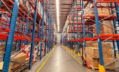 Deposito en alquiler 1340 m2 dentro de predio con seguridad, El Talar, Pacheco Tigre