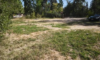 DEPARTAMENTO DE UN AMBIENTE EN UN LUGAR RODEADO DE NATURALEZA