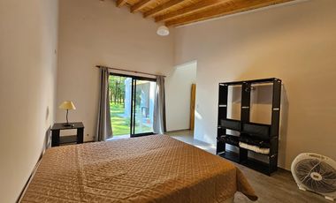 Casa en alquiler en Los Reartes 3 ambientes a estrenar 1000 mts de lote, suite y baño completo