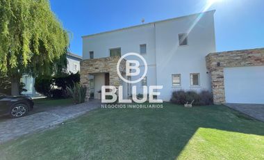 Casa Alquiler Canning El Centauro 5 Ambientes Piscina