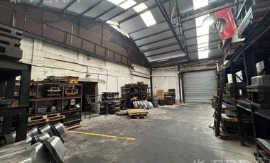 Venta de Nave industrial / Depósito / Galpón en Avellaneda