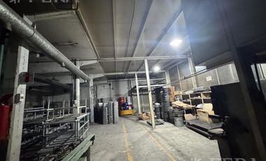 Venta de Nave industrial / Depósito / Galpón en Avellaneda