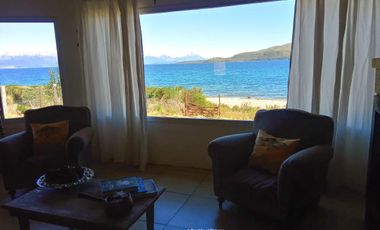 Alquiler Permanente-Dina Huapi, casa de 200m2 con acceso a costa de lago, 6ambientes, 700m2 terreno