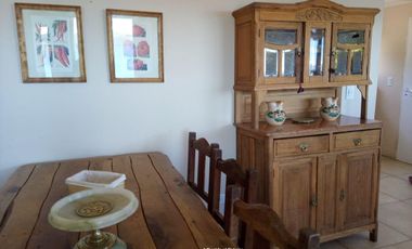 Alquiler Permanente-Dina Huapi, casa de 200m2 con acceso a costa de lago, 6ambientes, 700m2 terreno