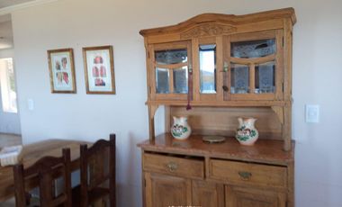 Alquiler Permanente-Dina Huapi, casa de 200m2 con acceso a costa de lago, 6ambientes, 700m2 terreno