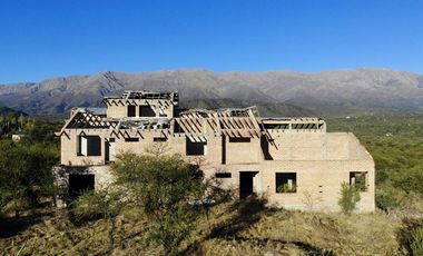 OPORTUNIDAD Propiedad en Venta con Impresionante Vista, Los Pozos, Villa de Las Rosas, Traslasierra