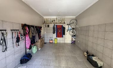 Chalet en Venta 4 amb. - c/piscina - Ramos Mejia