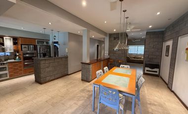 Chalet en Venta 4 amb. - c/piscina - Ramos Mejia