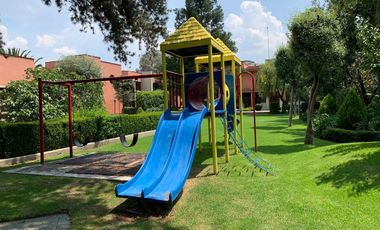 Muy buena casa en renta frente a Lomas Country Club