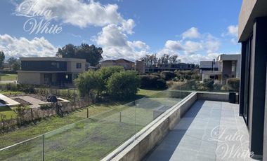 Casa con 4 dormitorios en venta - La Providencia Country Club, Canning, Ezeiza