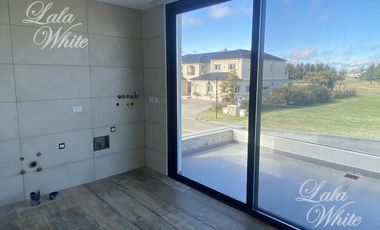 Casa con 4 dormitorios en venta - La Providencia Country Club, Canning, Ezeiza