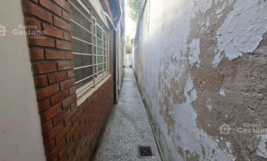PH 4 ambientes con patio a una cuadra de panamericana
