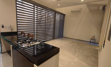 Townhouse en renta en Privada Natuur, Montebello - HI2603455