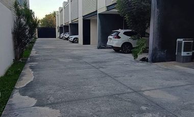 Townhouse en renta en Privada Natuur, Montebello - HI2603455