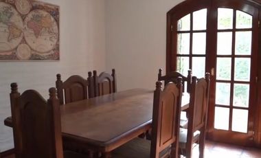 CASA ADROGUE 7 AMBIENTES DE CATEGORIA