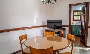 CASA ADROGUE 7 AMBIENTES DE CATEGORIA