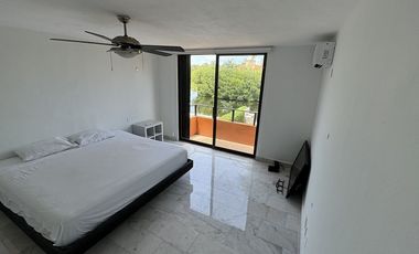 CASA VILLA CANCUN 4 recamaras Frente a Laguna - ZONA HOTELERA