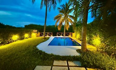 CASA VILLA CANCUN 4 recamaras Frente a Laguna - ZONA HOTELERA